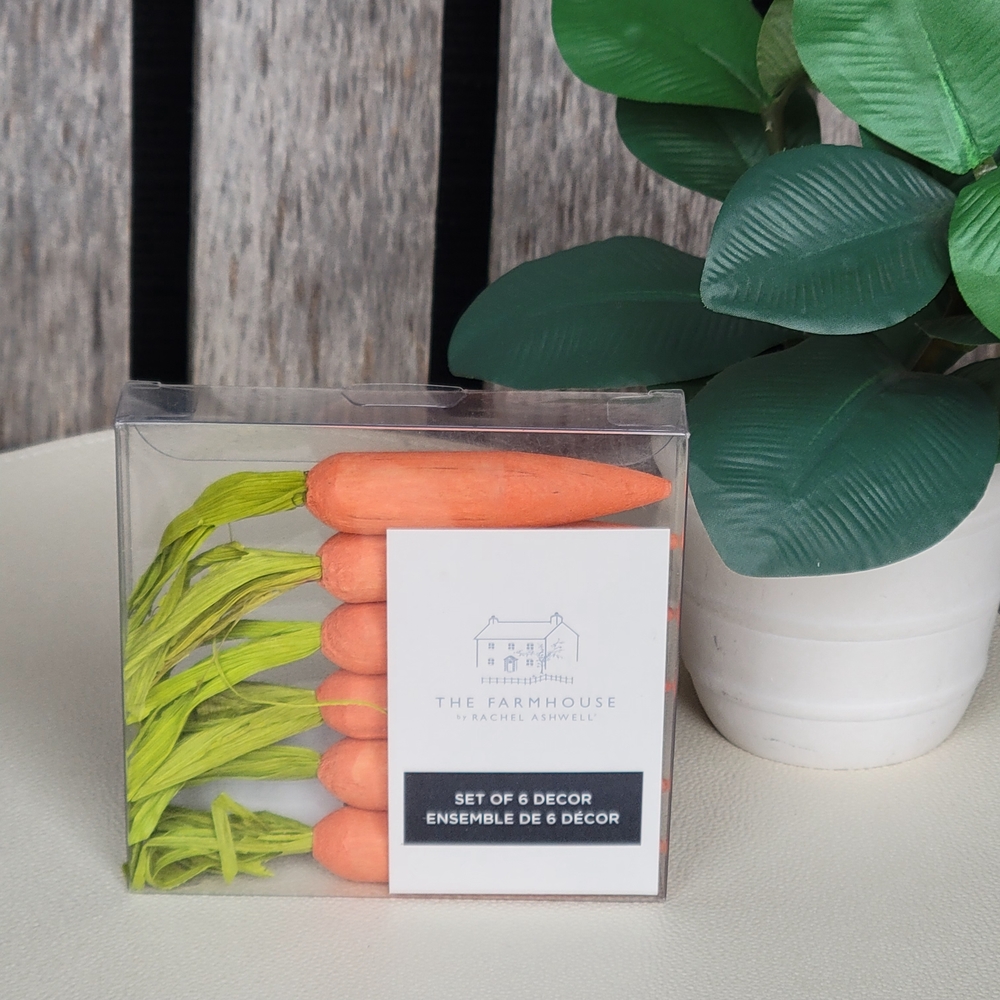 The Farmhouse Wooden Carrot Decor Set of 6 - Picture 4 of 5
